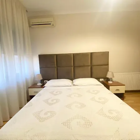 Dionis Guest house