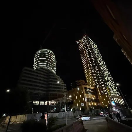 Dionis 招待所 地拉那