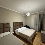 בית הארחה Dionis טיראנה