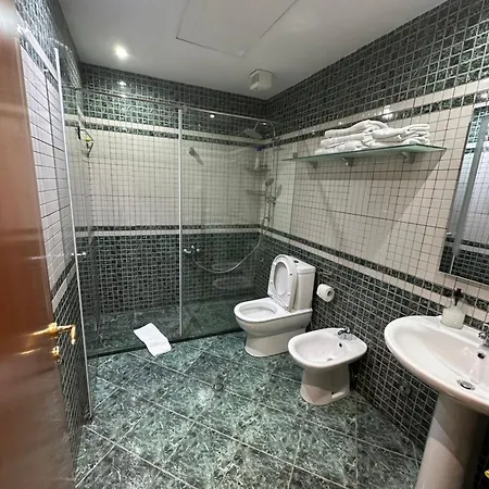 Dionis ゲストハウス 2*