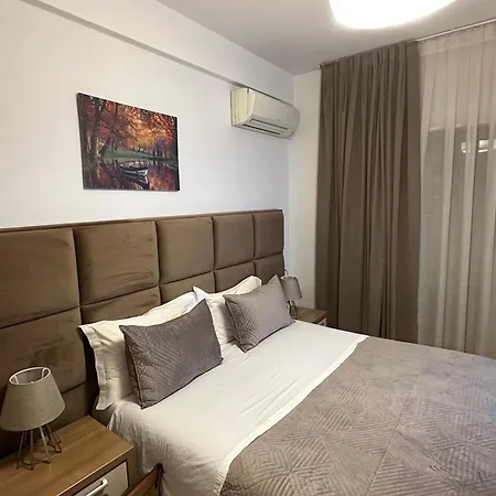 Dionis ゲストハウス ティラナ