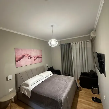 بيت ضيافة Dionis تيرانا