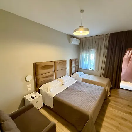 Dionis 2* Tirana