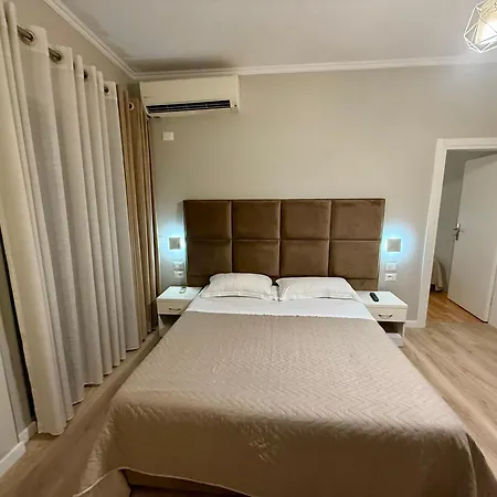 Dionis ゲストハウス 2*