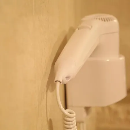 Dionis 2* ティラナ